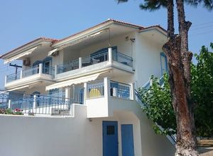 Μονοκατοικία προς πώληση Γιάλτρα (Αιδηψός) 405 τ.μ. 5 Υπνοδωμάτια