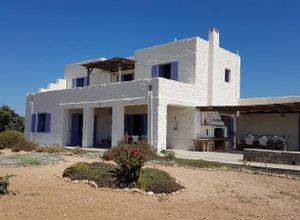 Βίλλα προς πώληση Πάρος 300 τ.μ. 5 Υπνοδωμάτια