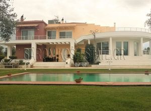 Βίλλα προς πώληση Γέφυρα Ισθμού (Λουτράκι-Περαχώρα) 480 τ.μ. 6 Υπνοδωμάτια Νεόδμητο